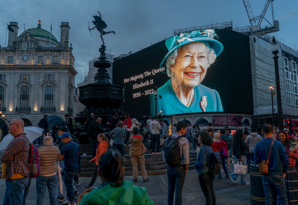 Her Majesty's image displayed at Piccadilly Circus