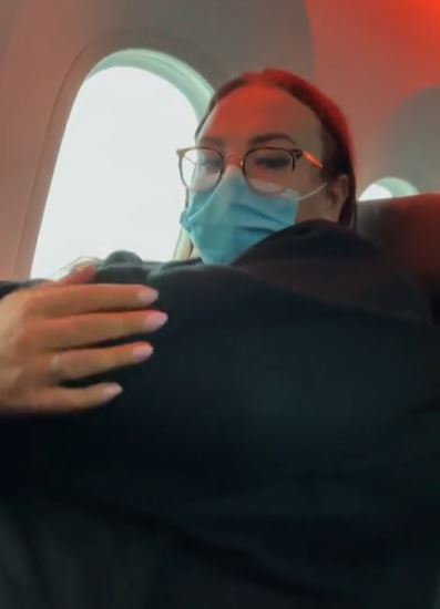 Ali said she always keeps her arms crossed to get out of the way of other passengers