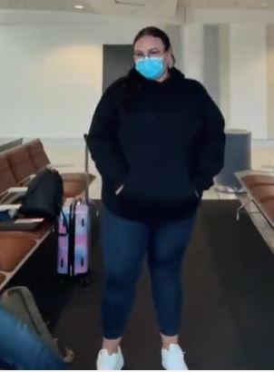 A plus-sized traveller has revealed what it is like to fly