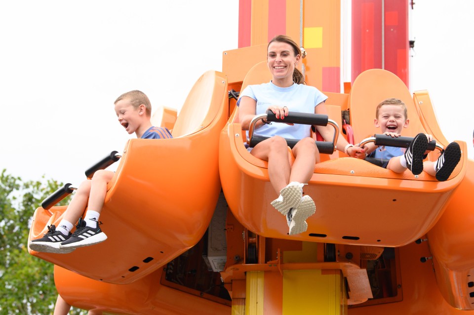 She enjoyed a ride on a spinning drop tower ride Crystal Fire, with Cass, before having a splash with Kit on Hydra’s Challenge