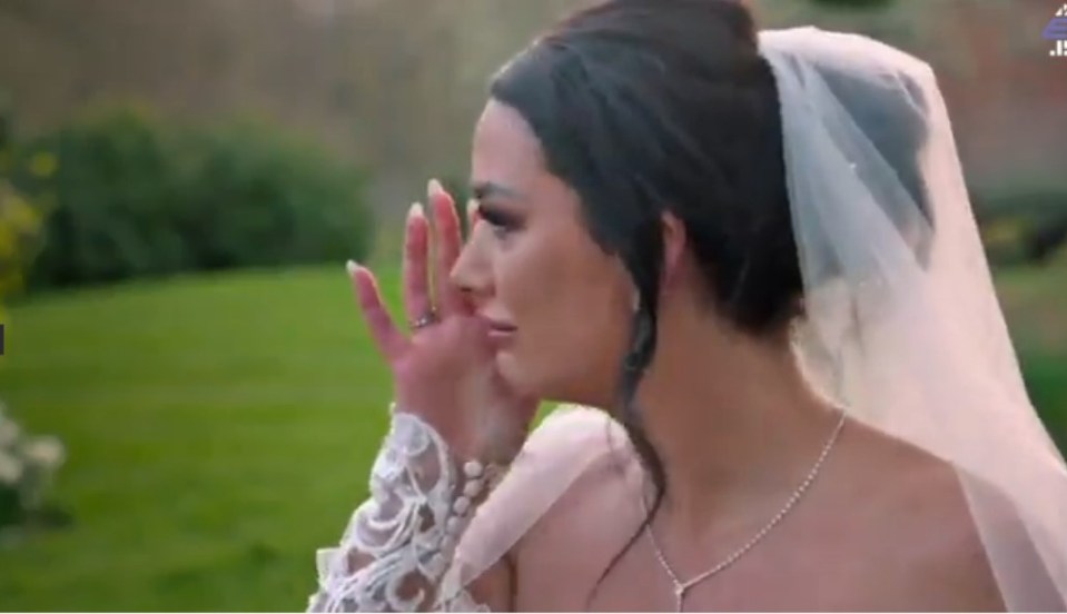 Jess dabs tears from her face as she admits she does not want to go on the couple’s Honeymoon