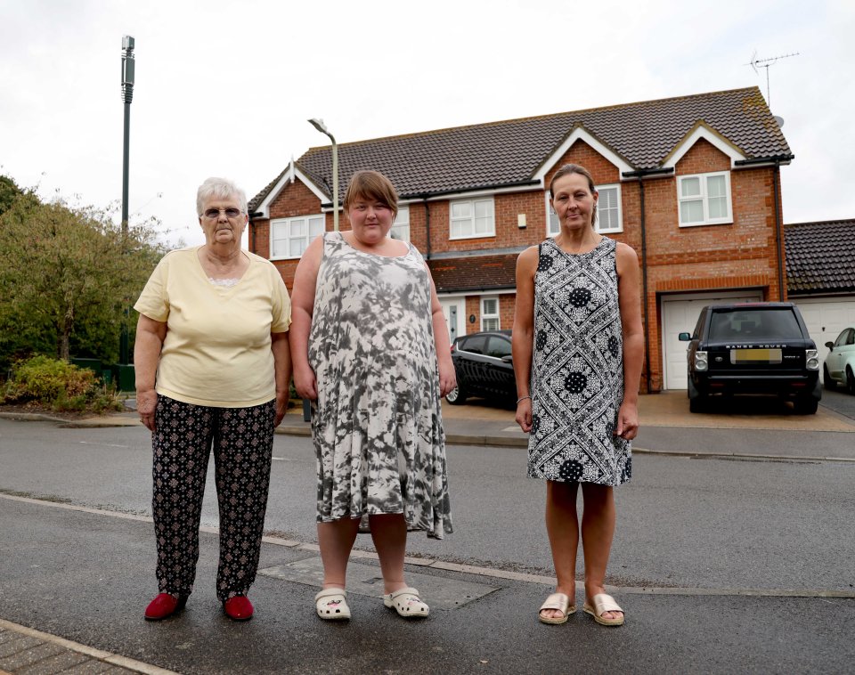 Residents Doreen Rogers, 82, Millie Yates, 27, and Joanna Yates, 52, are furious about the 5G mast on Bluebell Way