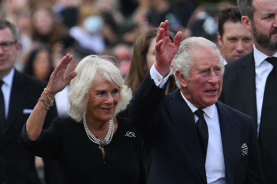 There were cheers as the royal couple stepped arrived at Buckingham Palace today