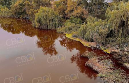 Inhulets River rose up to 2.5 meters after the dam gave way