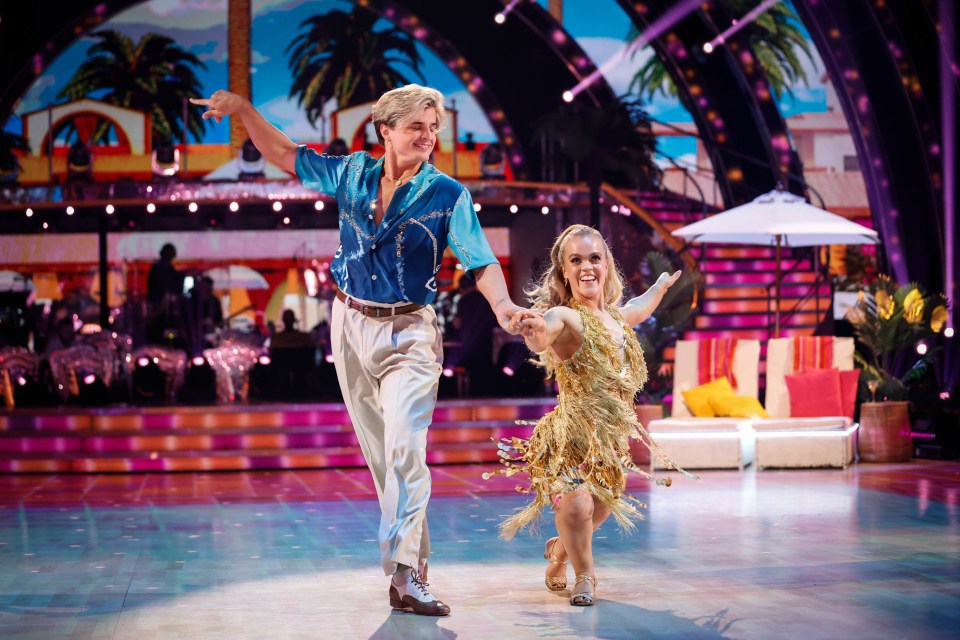 Ellie Simmonds cha-cha-chaed her way into the Strictly history books on Saturday