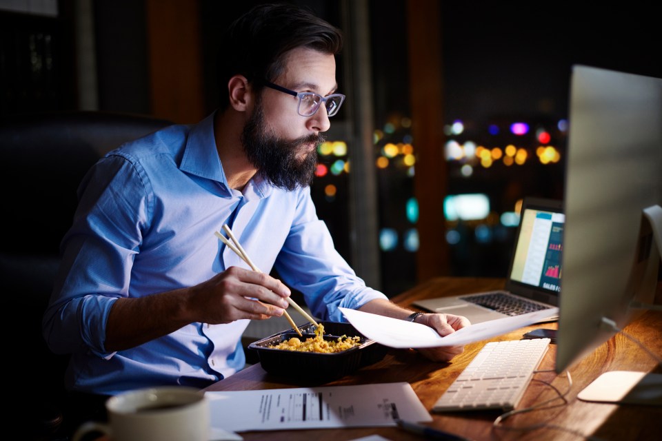 Those who went to sleep two or more hours after eating dinner reduced their cancer risk by 20 per cent.