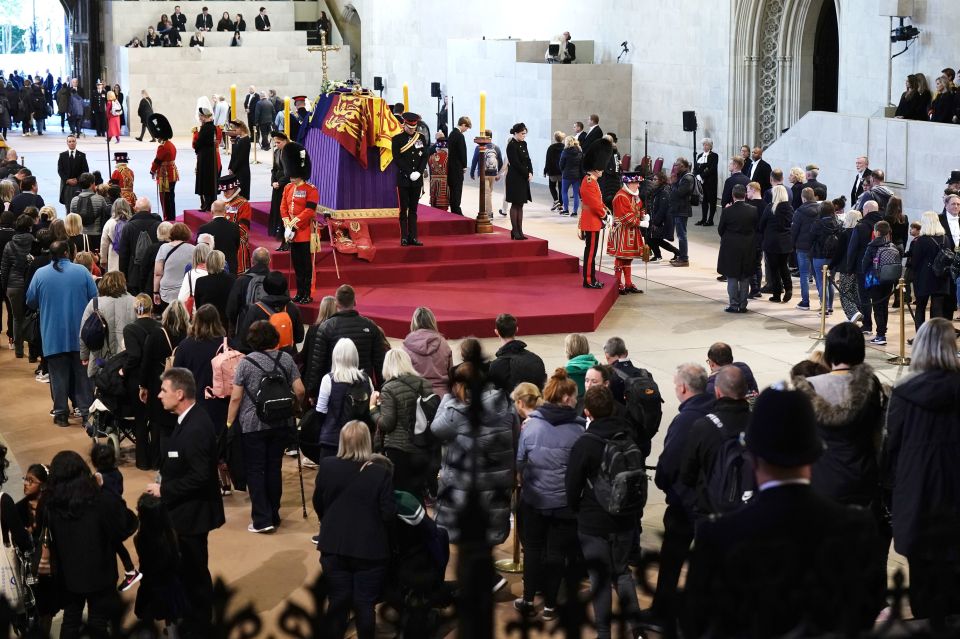 Thousands of people have queued up for hours to pay their respects to the Queen