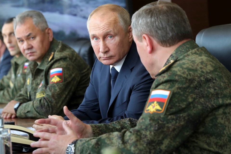 Could Vladimir Putin's generals turn on him and stop a nuke launch?