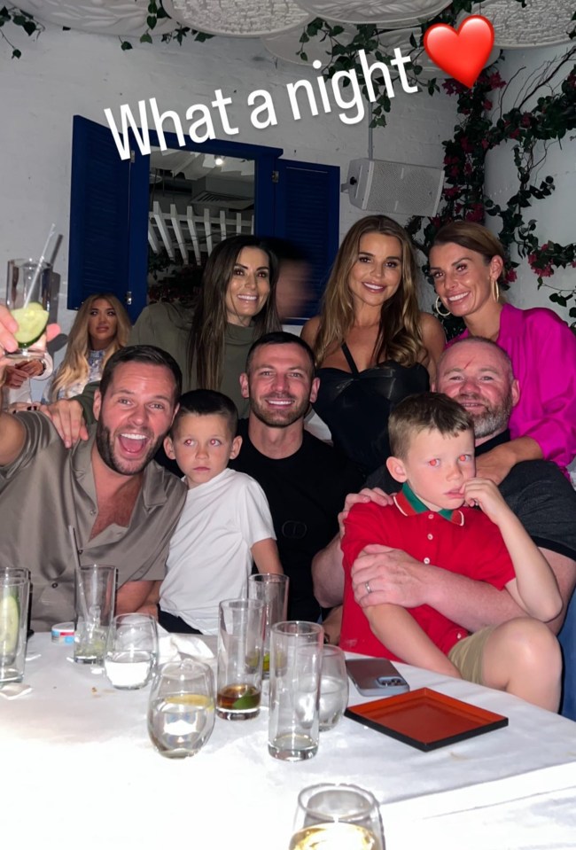 Coleen and Wayne jetted to Dubai with their kids, Kai, 12, Klay, eight, Kit, six and Cass