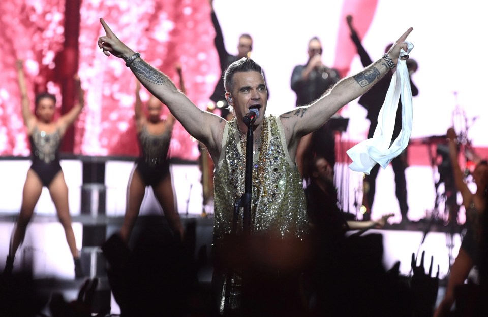 Robbie kicked off his ‘XXV Tour’ at The O2 in London on Sunday