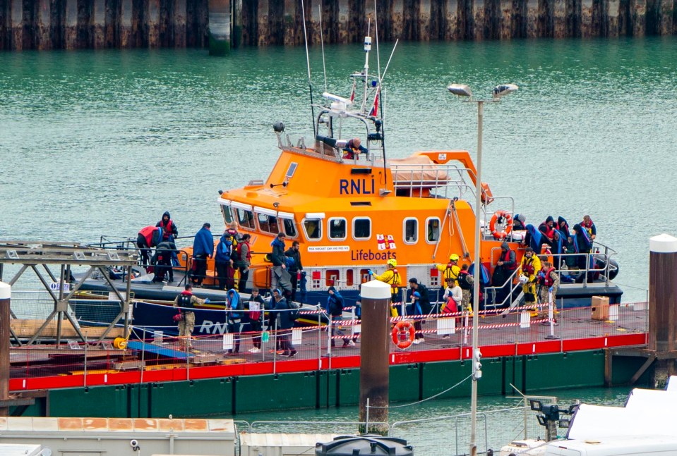 It came as another 539 migrants crossed the Channel in small boats to Britain on Monday