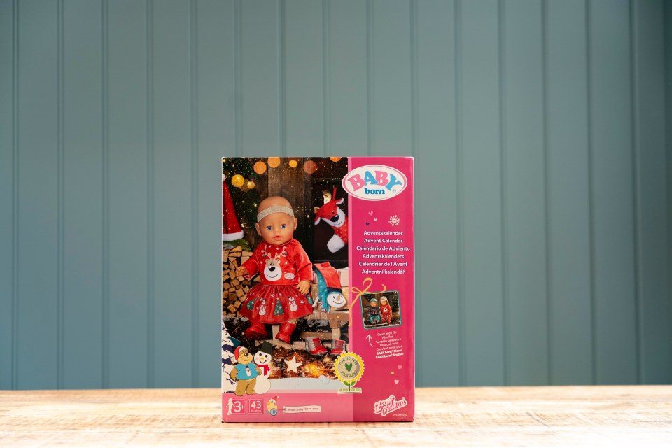 The Baby Born calendar comes with a number of doll accessories