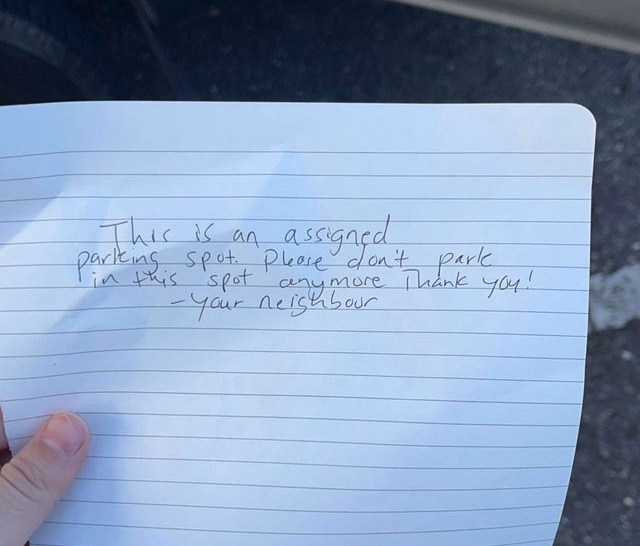 A motorist took to Reddit to show a note left on their car by a neighbour