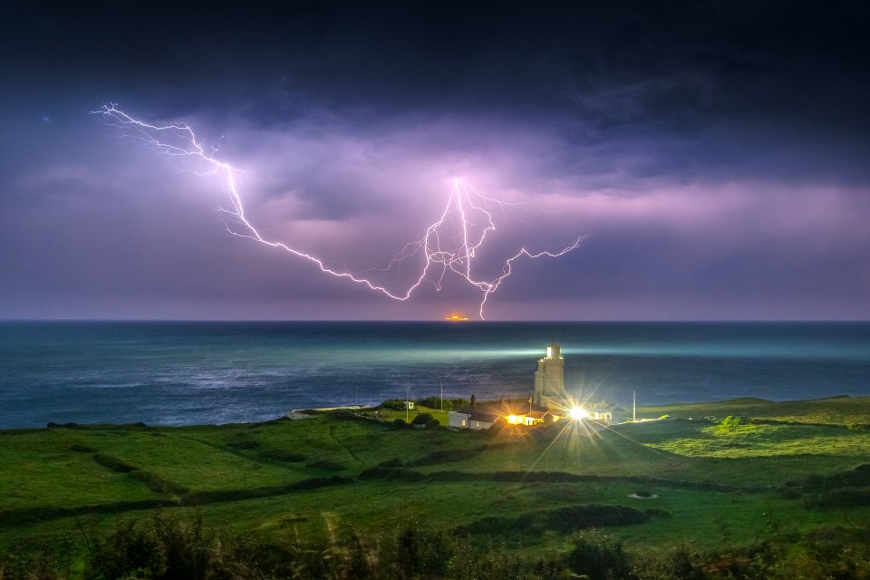 Thunderstorms are set to hit the UK