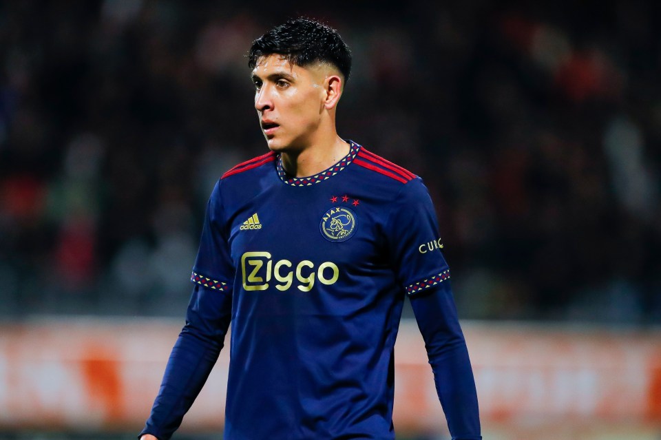 Edson Alvarez has made a dig at Ajax