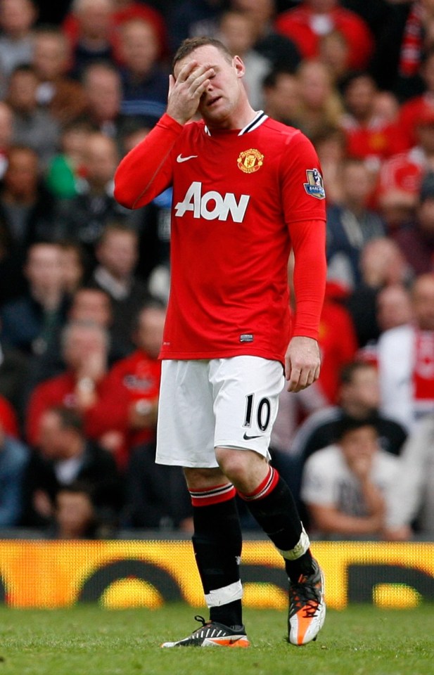 Wayne Rooney played the full 90 minutes as Manchester United were stuffed 6-1