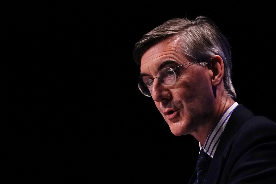 Business Secretary Jacob Rees Mogg accused the Beeb of bias for ignoring the Bank’s failure to raise interest rates in line with the US