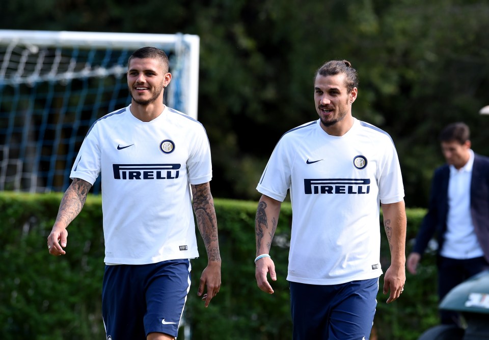 Icardi (left) and Osvaldo were team-mates at Inter Milan