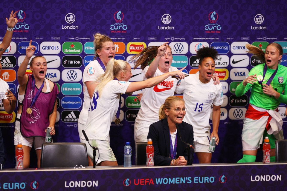 A new version would celebrate the Lionesses' Euros victory