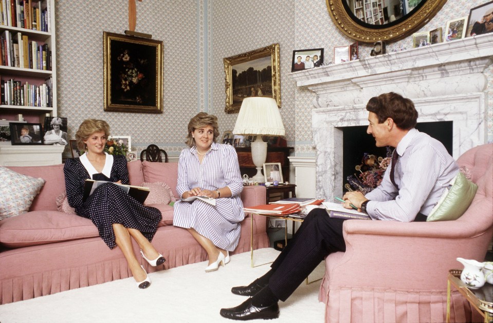 Princess Diana in the sitting room with her equerry Richard Aylard and lady-in-waiting Anne Beckwith-Smith