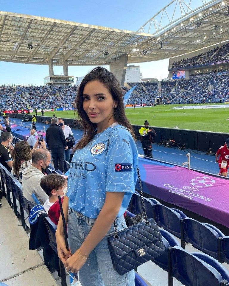 Sara Gundogan wears a Manchester City shirt in support of husband Ilkay