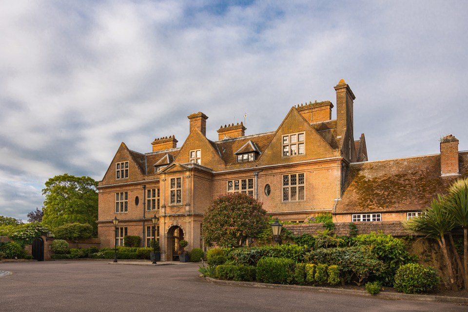 The hotel is in a beautiful countryside setting in Milton Keynes