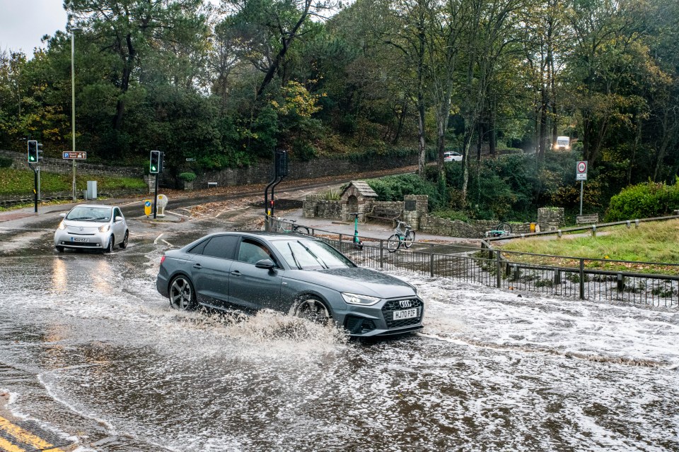 Flash flooding caused problems for drivers in Dorset