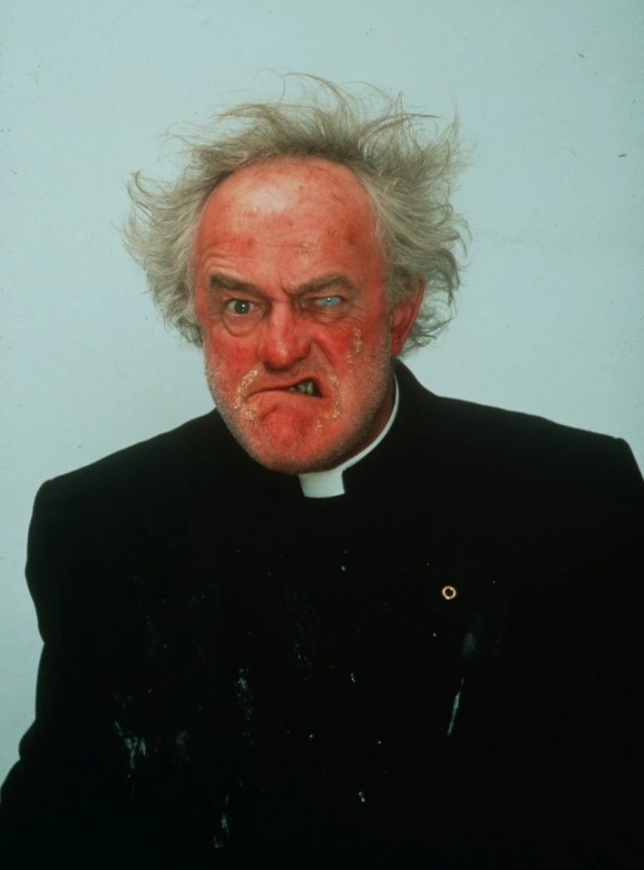 Frank Kelly played the drunken Father Jack