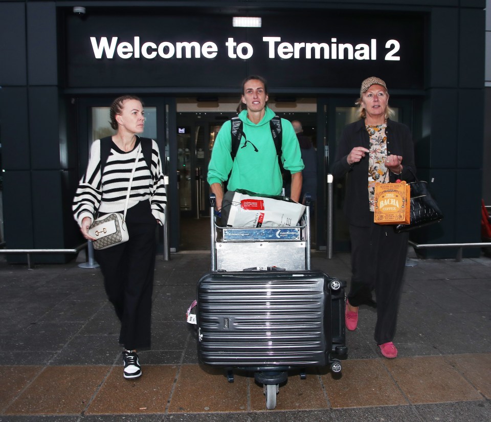 Jill and Sue were in high spirits as they arrived home