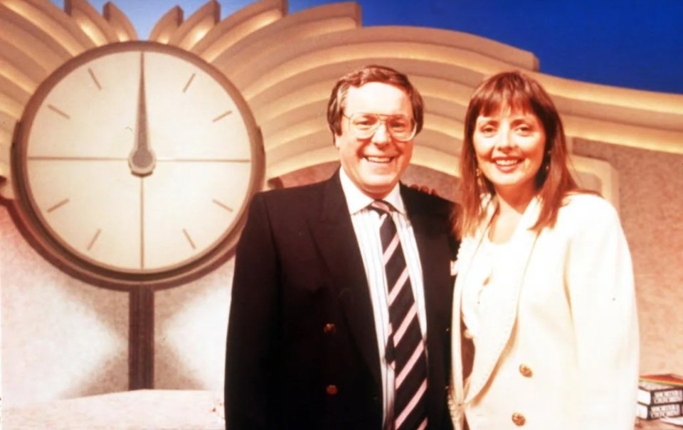 Richard Whiteley and Carol Vorderman on Countdown in the 80s