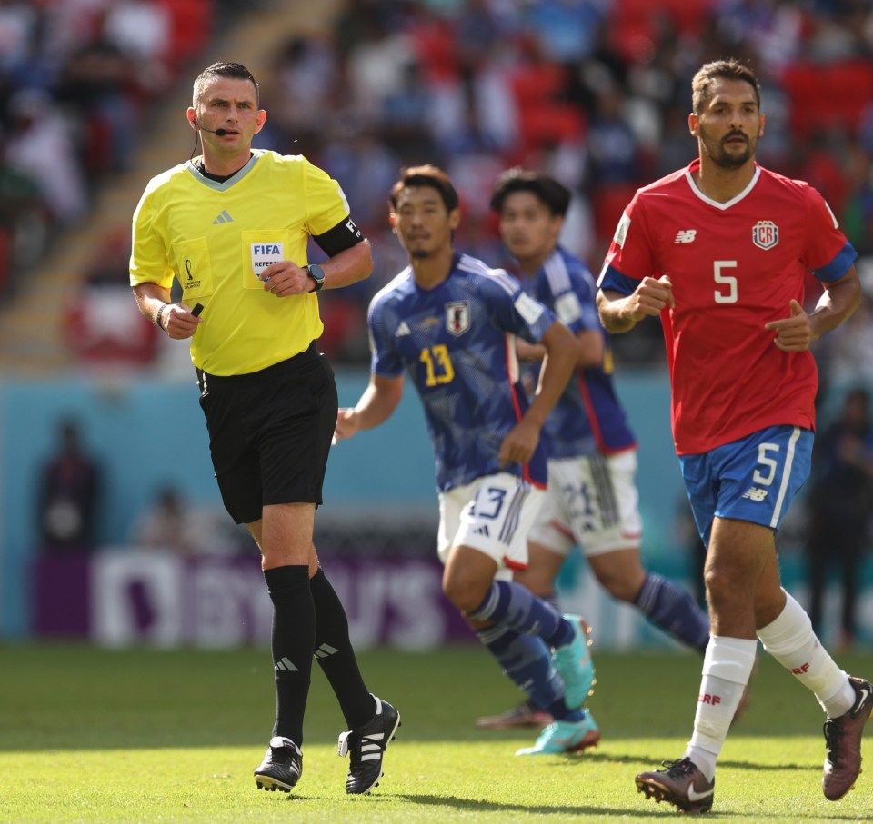 Englishman Michael Oliver was in charge of the game