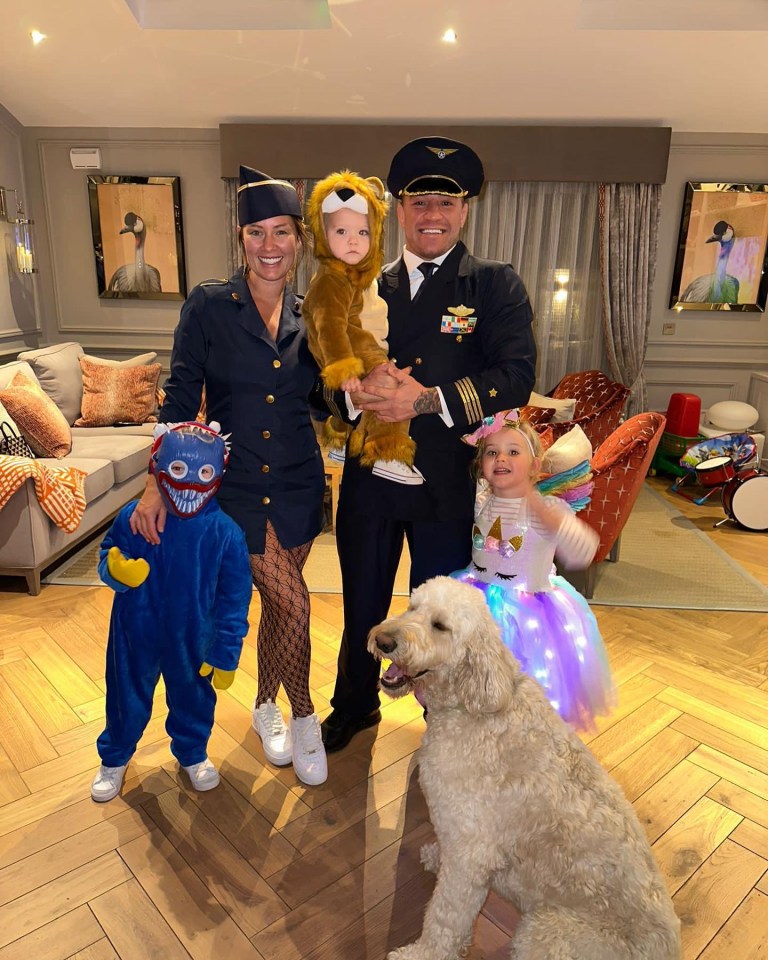 McGregor took his whole family out for Halloween