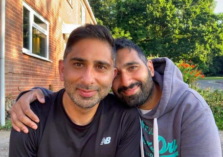 Gogglebox's Baasit Siddiqui has shared a new picture of himself and brother Raza