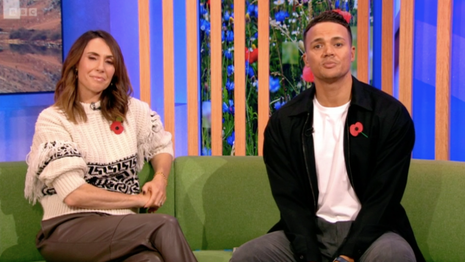 Viewers were shocked to see Alex and Jermaine flitting between Danielle and Gabby Logan