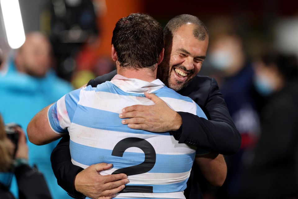 Argentina head coach Michael Cheika,, and captain Julian Montoya