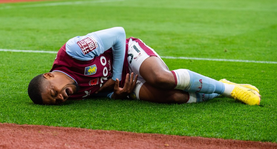 Leon Bailey says he was unable to breathe after being elbowed by Lisandro Martinez