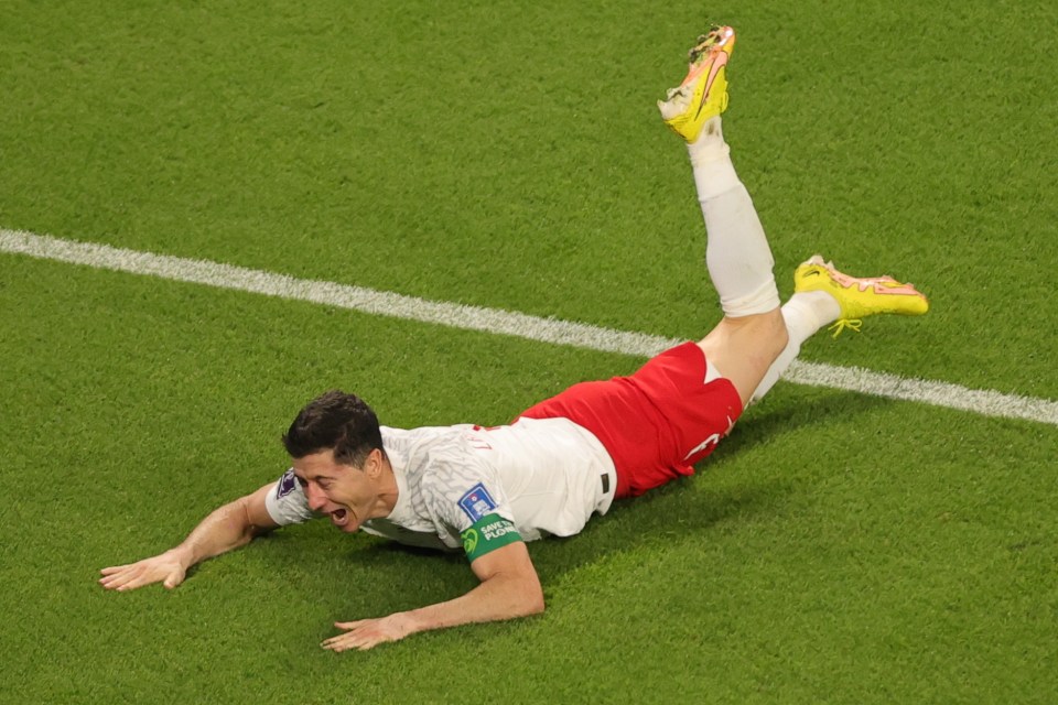 Robert Lewandowski scored his first World Cup goal as Poland beat Saudi Arabia