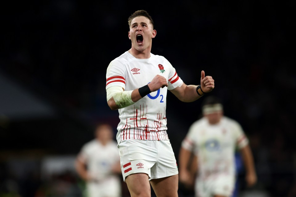 Steward reacts as England pull off a remarkable comeback