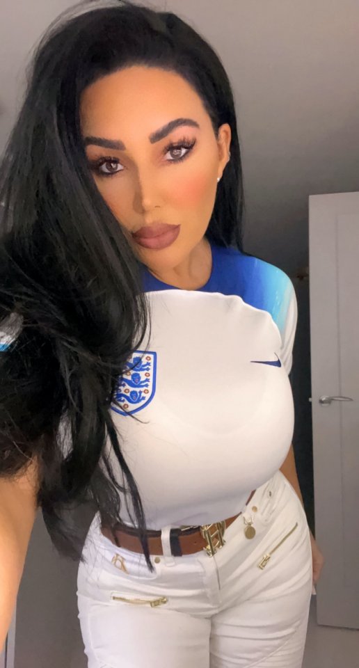 England's "sexiest fan" has hit out against online trolls