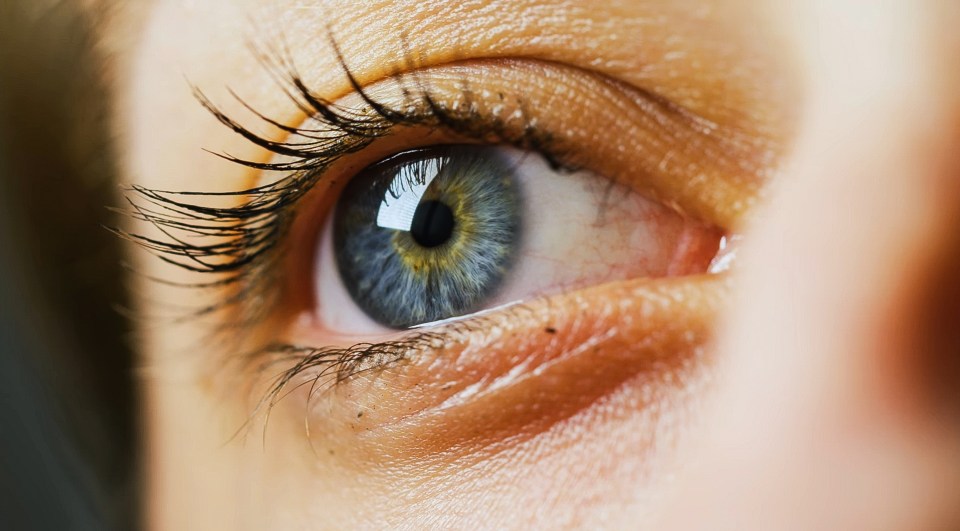 Experts have warned that there are signs of pancreatic cancer that you can spot in your eyes