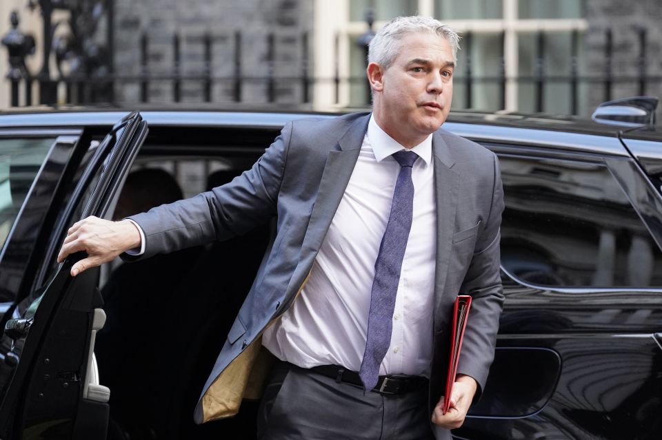 Steve Barclay begged union chiefs to return to talks to avoid a strike