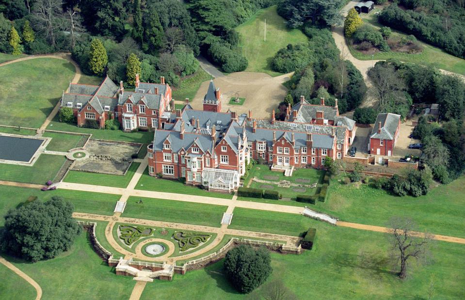 The property is rumoured to have 120 rooms and stretches across 51 acres