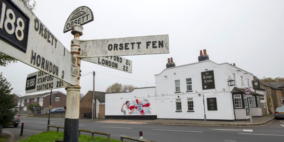 The huge Declan Rice mural on the wall of the Kings Arms public house at Orsett in Essex