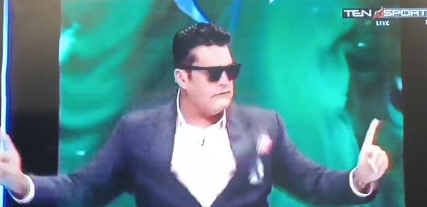 Pakistani TV hosts danced after watching their side reach the T20 World Cup final