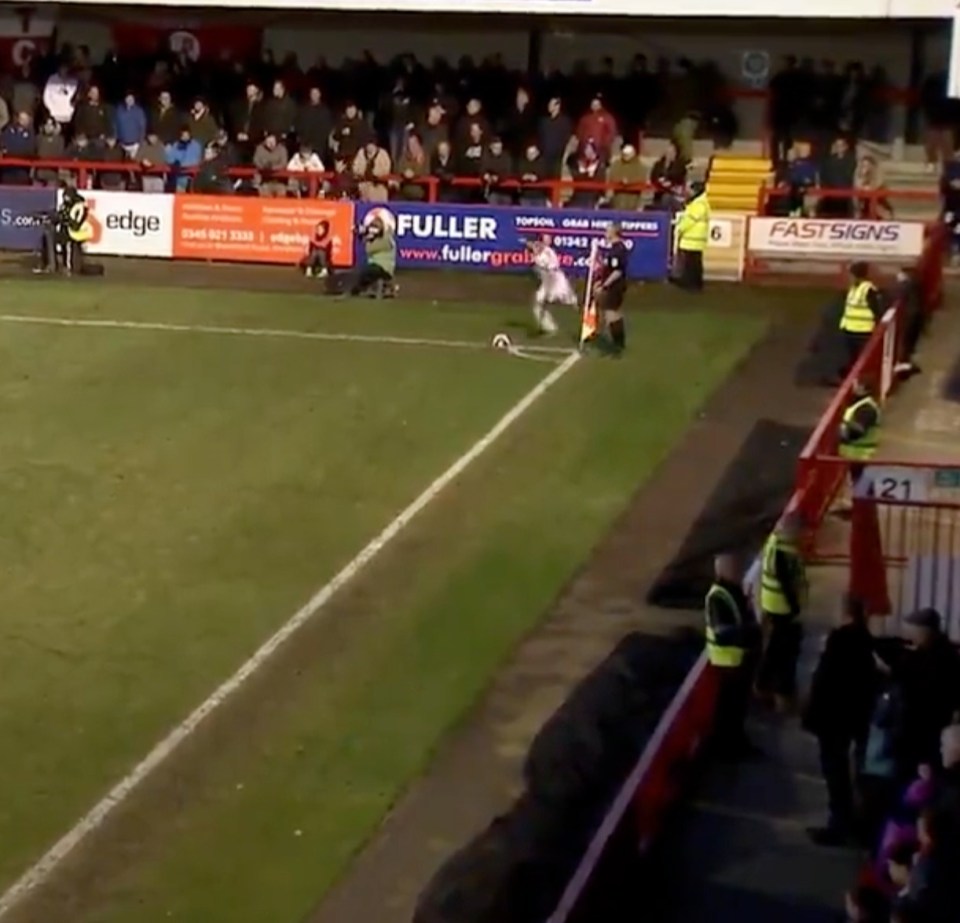 Football fans have been left in stitches by this Crawley Town corner