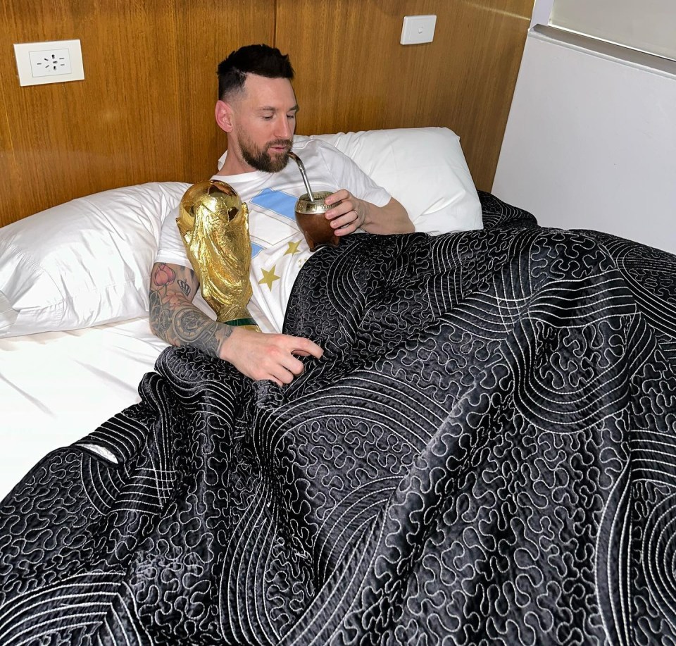 Messi posted pictures of himself in bed with the World Cup