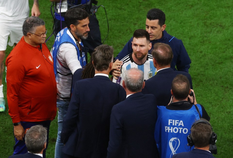 Messi confronted Van Gaal at full-time