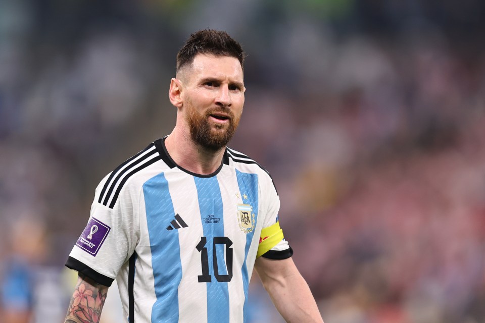 Lionel Messi has been branded a "bum" by former UFC star Chael Sonnen