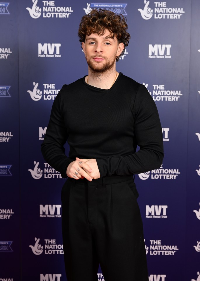 The evening featured a performance from Tom Grennan