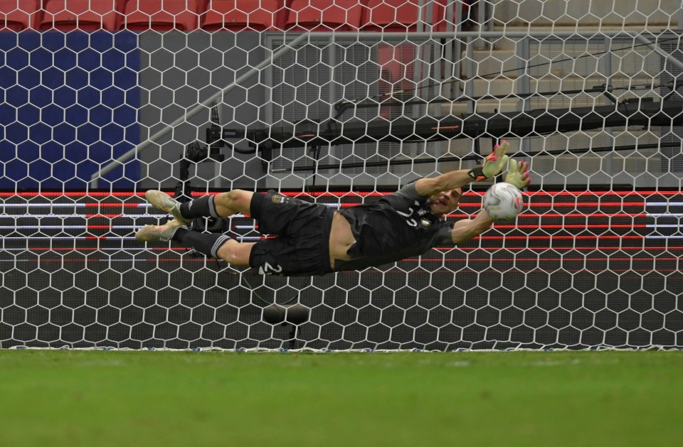 He played a vital role in their Copa America win in 2021, which cemented him as the country's first choice goalkeeper